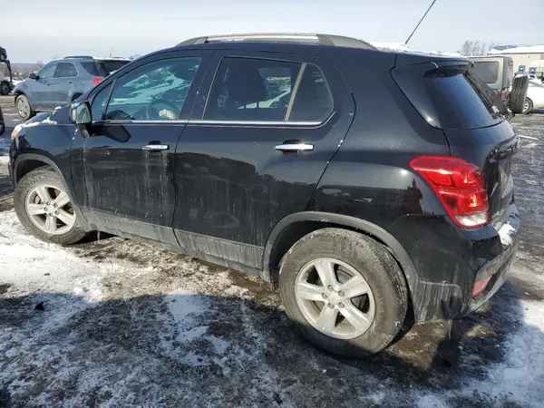 KL7CJLSB7LB025462 2020 CHEVROLET TRAX - Image 2