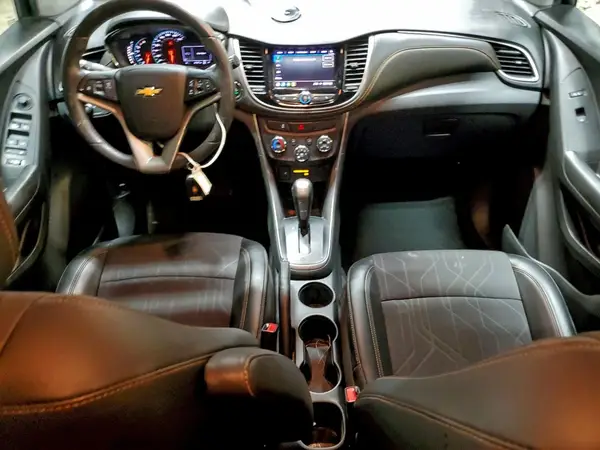 KL7CJLSB7LB056470 2020 CHEVROLET TRAX - Image 8