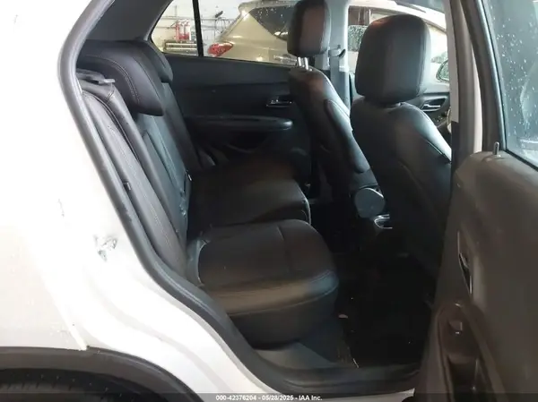 KL7CJLSB7LB069297 2020 CHEVROLET TRAX - Image 8