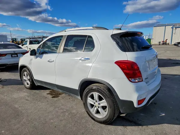 KL7CJLSB7LB073740 2020 CHEVROLET TRAX - Image 2
