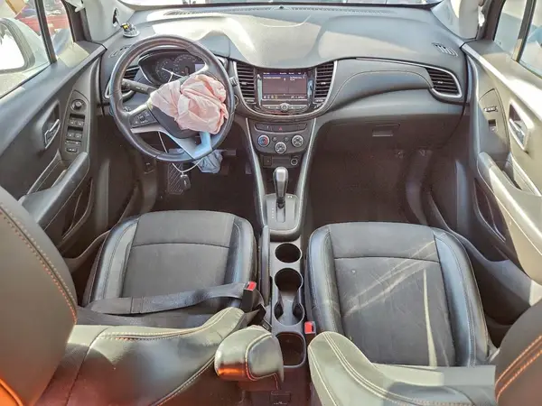 KL7CJLSB7LB073740 2020 CHEVROLET TRAX - Image 8