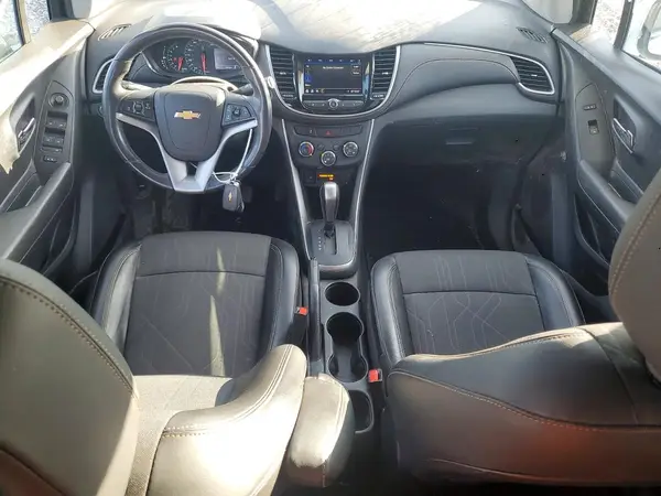 KL7CJLSB7LB074600 2020 CHEVROLET TRAX - Image 8