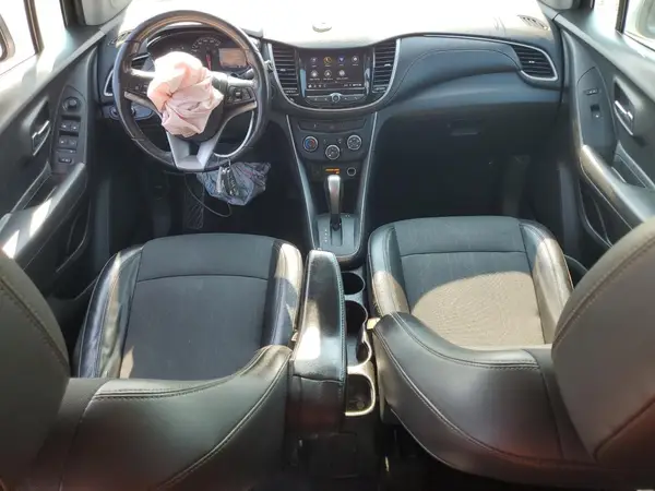 KL7CJLSB7LB091509 2020 CHEVROLET TRAX - Image 8