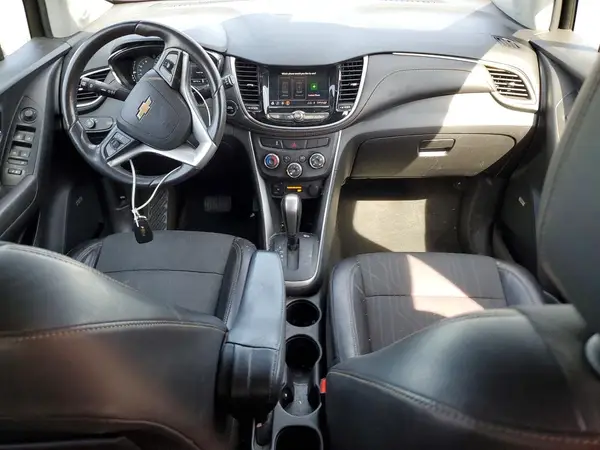 KL7CJLSB7LB328872 2020 CHEVROLET TRAX - Image 8