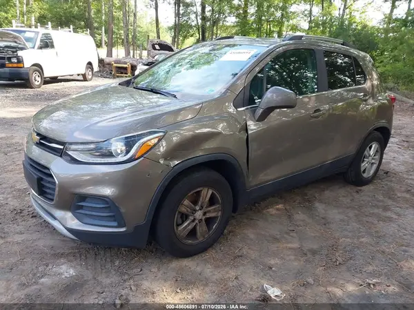 KL7CJLSB7LB334879 2020 CHEVROLET TRAX - Image 2