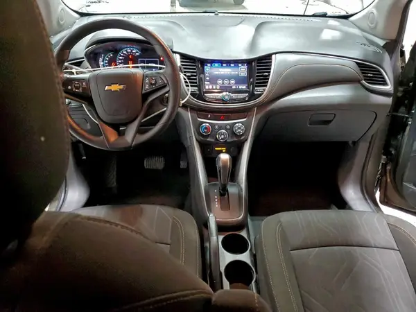 KL7CJLSB7LB349706 2020 CHEVROLET TRAX - Image 8