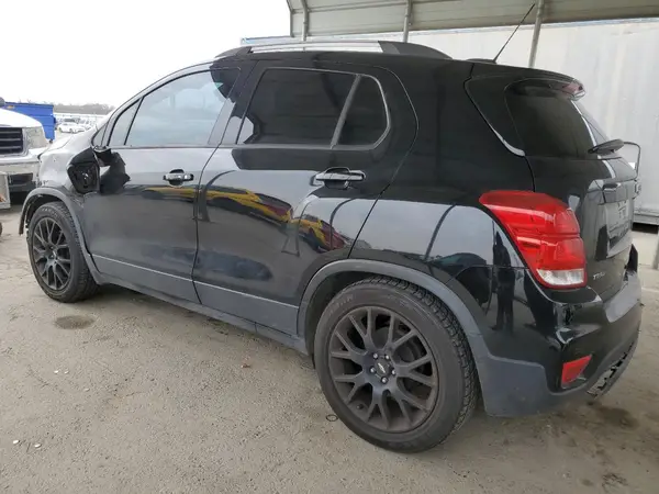KL7CJLSB7LB350600 2020 CHEVROLET TRAX - Image 2