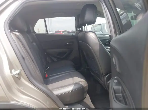 KL7CJLSB7LB351195 2020 CHEVROLET TRAX - Image 8