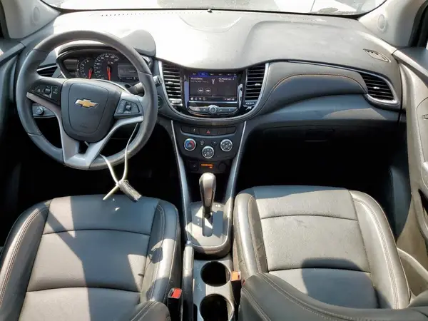 KL7CJLSB7MB327996 2021 CHEVROLET TRAX - Image 8