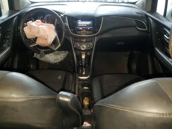 KL7CJLSB7MB339856 2021 CHEVROLET TRAX - Image 8