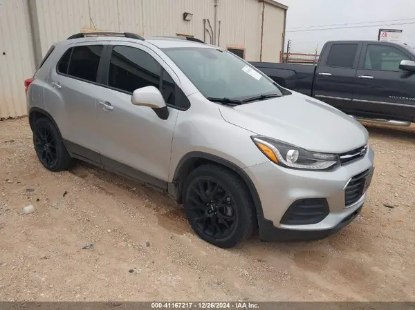 KL7CJLSB7MB342613 2021 CHEVROLET TRAX - Image 1