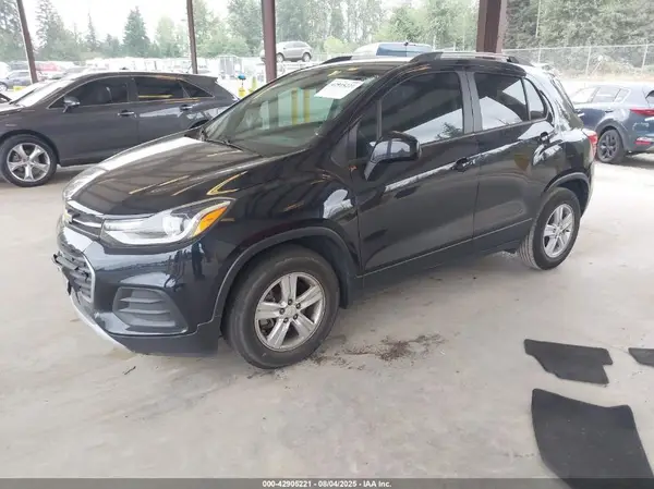 KL7CJLSB7MB344832 2021 CHEVROLET TRAX - Image 2