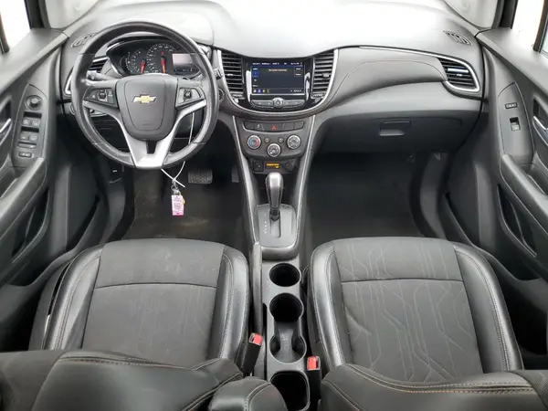 KL7CJLSB7MB350694 2021 CHEVROLET TRAX - Image 8