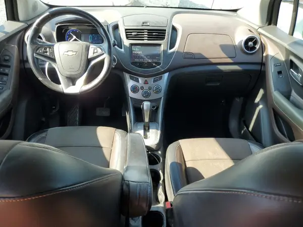 KL7CJLSB8GB507637 2016 CHEVROLET TRAX - Image 8