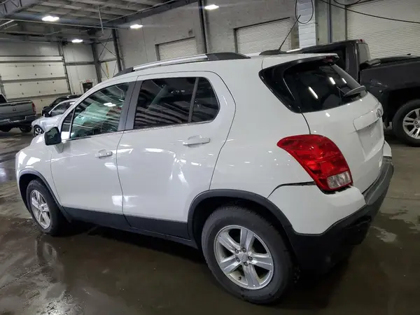 KL7CJLSB8GB513194 2016 CHEVROLET TRAX - Image 2