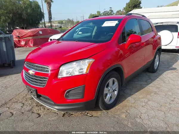 KL7CJLSB8GB531808 2016 CHEVROLET TRAX - Image 2