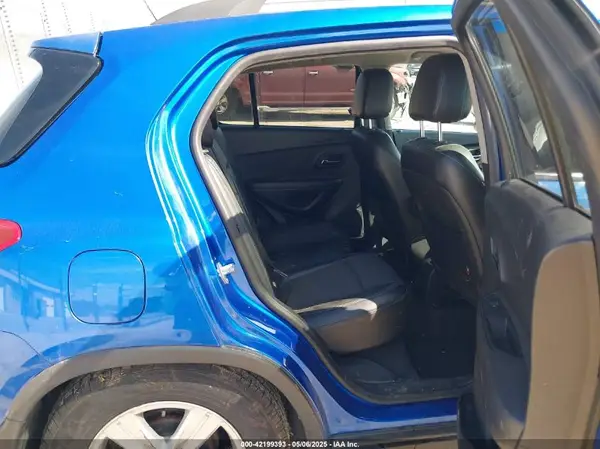 KL7CJLSB8GB535860 2016 CHEVROLET TRAX - Image 8