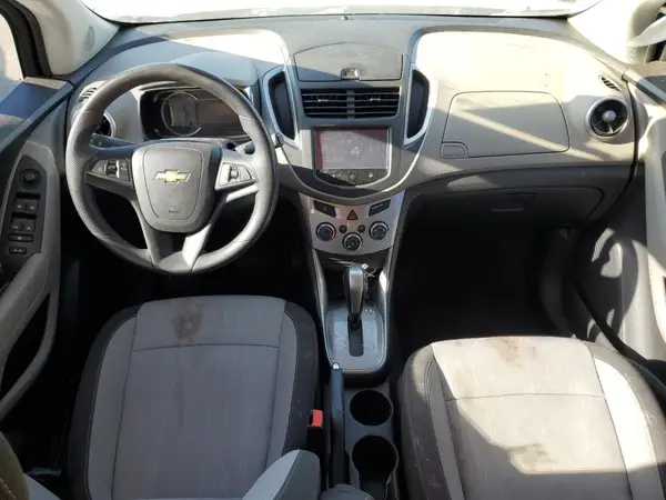 KL7CJLSB8GB646683 2016 CHEVROLET TRAX - Image 8