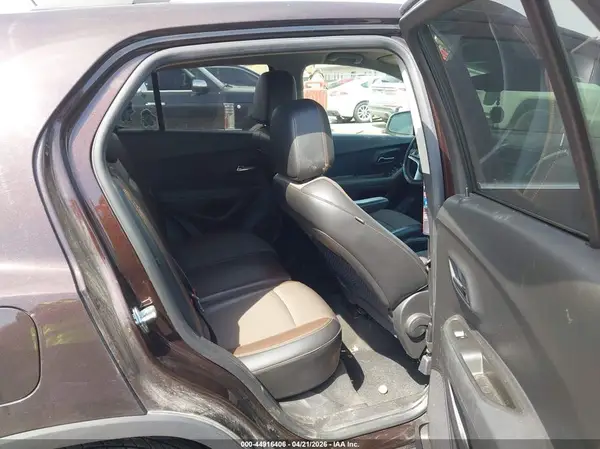 KL7CJLSB8GB654198 2016 CHEVROLET TRAX - Image 8