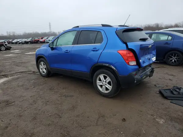 KL7CJLSB8GB674466 2016 CHEVROLET TRAX - Image 2