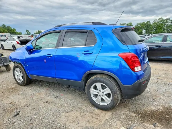 KL7CJLSB8GB752874 2016 CHEVROLET TRAX - Image 2