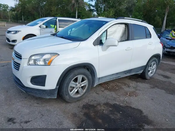 KL7CJLSB8GB759419 2016 CHEVROLET TRAX - Image 2