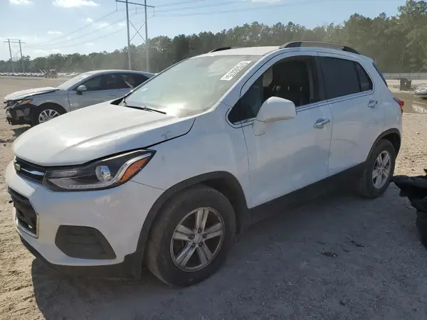 KL7CJLSB8HB197068 2017 CHEVROLET TRAX - Image 1