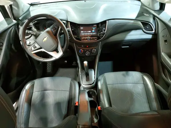 KL7CJLSB8HB217657 2017 CHEVROLET TRAX - Image 8