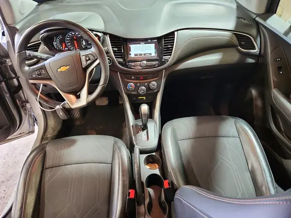 KL7CJLSB8HB224317 2017 CHEVROLET TRAX - Image 8