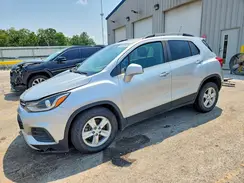KL7CJLSB8JB562628 2018 CHEVROLET TRAX
