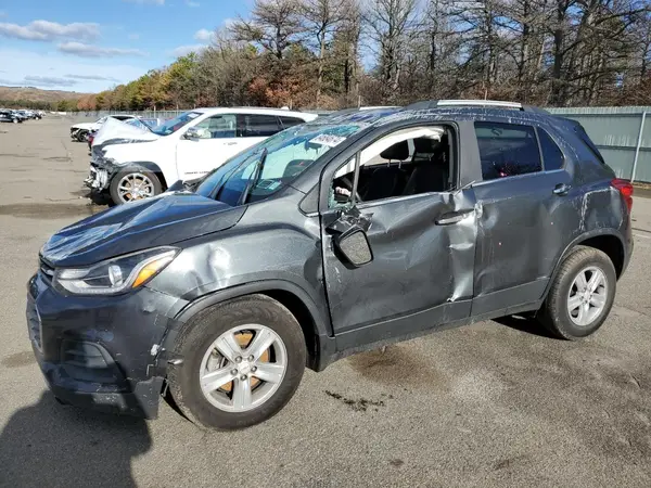 KL7CJLSB8JB566484 2018 CHEVROLET TRAX - Image 1