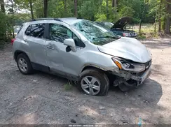 KL7CJLSB8JB571362 2018 CHEVROLET TRAX