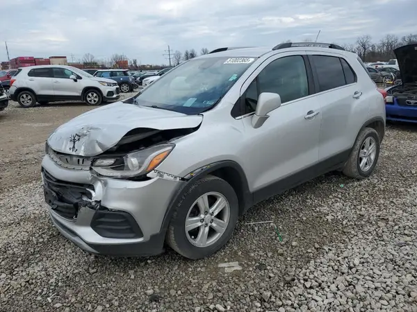 KL7CJLSB8JB687273 2018 CHEVROLET TRAX - Image 1