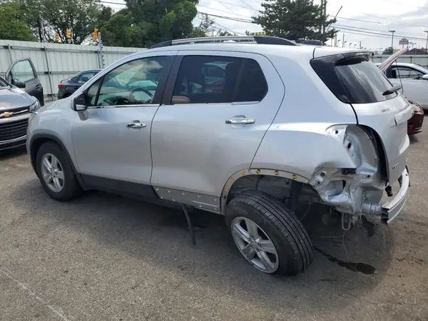 KL7CJLSB8KB750793 2019 CHEVROLET TRAX - Image 2