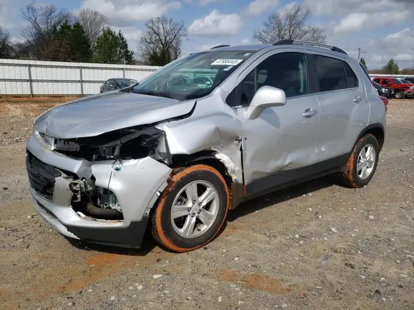 KL7CJLSB8KB823483 2019 CHEVROLET TRAX - Image 1
