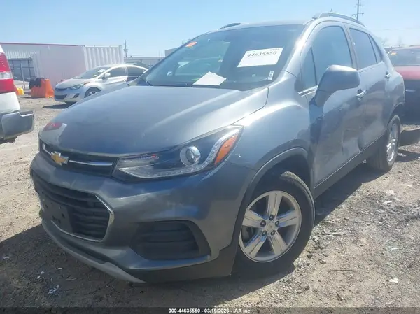 KL7CJLSB8KB850232 2019 CHEVROLET TRAX - Image 2