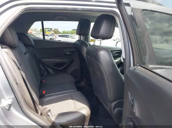KL7CJLSB8KB864535 2019 CHEVROLET TRAX - Image 8
