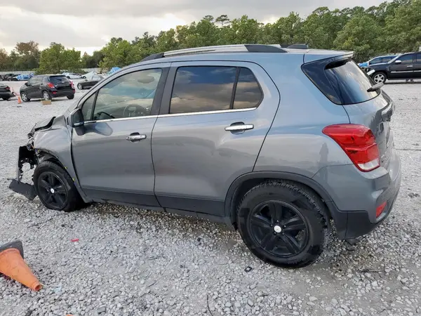 KL7CJLSB8KB931215 2019 CHEVROLET TRAX - Image 2