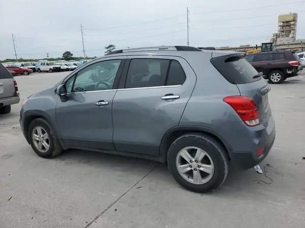 KL7CJLSB8KB931263 2019 CHEVROLET TRAX - Image 2