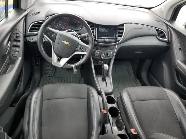 KL7CJLSB8KB931263 2019 CHEVROLET TRAX - Image 8