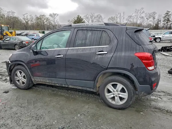 KL7CJLSB8KB948953 2019 CHEVROLET TRAX - Image 2