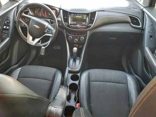 KL7CJLSB8KB955921 2019 CHEVROLET TRAX - Image 8