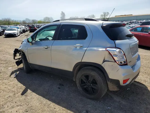 KL7CJLSB8KB963484 2019 CHEVROLET TRAX - Image 2