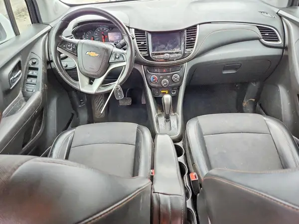 KL7CJLSB8LB025518 2020 CHEVROLET TRAX - Image 8