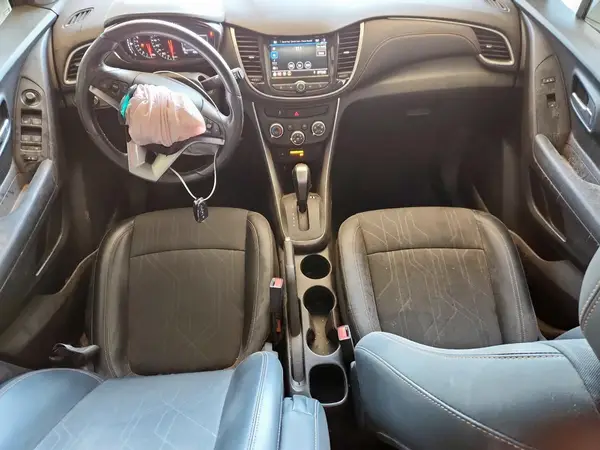 KL7CJLSB8LB033635 2020 CHEVROLET TRAX - Image 8