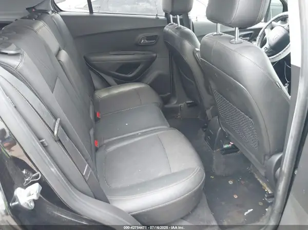 KL7CJLSB8LB040911 2020 CHEVROLET TRAX - Image 8