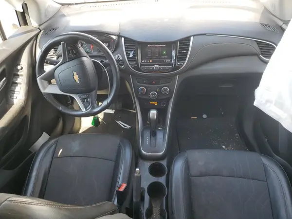 KL7CJLSB8LB052895 2020 CHEVROLET TRAX - Image 8