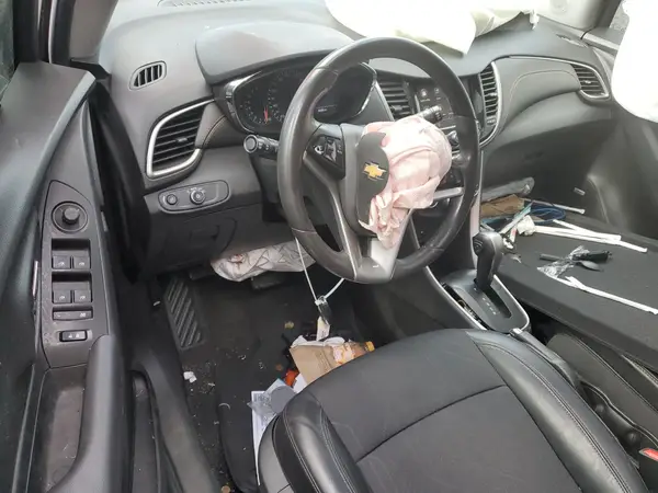 KL7CJLSB8LB058440 2020 CHEVROLET TRAX - Image 8