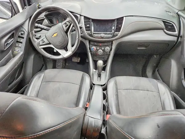 KL7CJLSB8LB069387 2020 CHEVROLET TRAX - Image 8