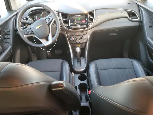 KL7CJLSB8LB320988 2020 CHEVROLET TRAX - Image 8